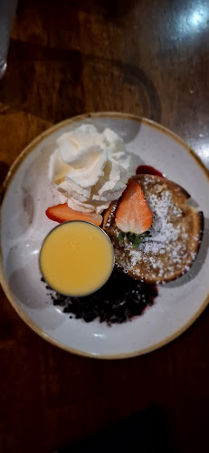 Opinii despre Abbey Tavern Bar & Bistro în Ennis - Hospitality and gastronomy