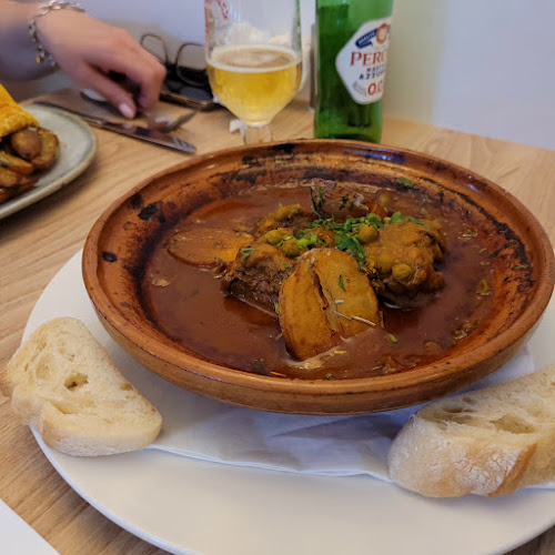 Lalla - Hospitality and gastronomy