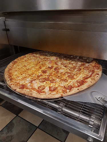 Mizzoni's Pizza - Cavan - Hospitality and gastronomy