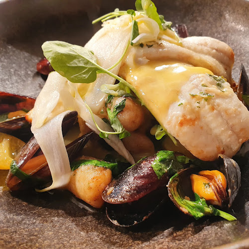 The Dew Drop Inn & Brewhouse - Kill