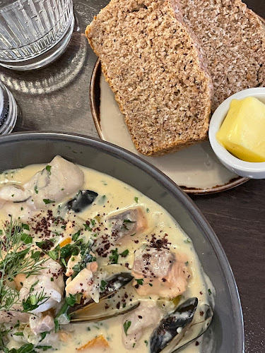 75 Main St, Townparks, Midleton, Co. Cork, P25 E6F7