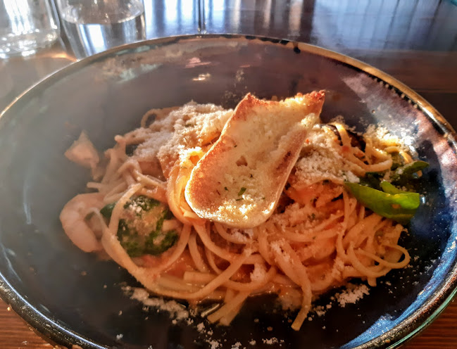 The Moorings Guesthouse & Seafood Restaurant @ The Bridge Bar