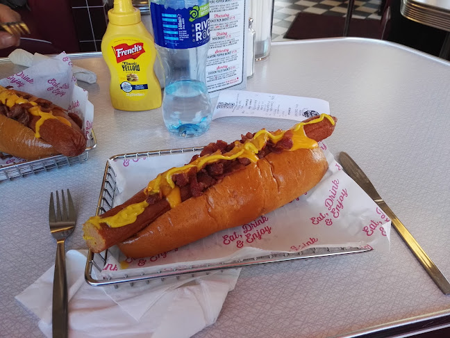 Comentarii opinii despre Eddie Rocket's