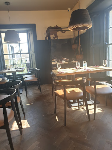 Camile Greystones - Hospitality and gastronomy