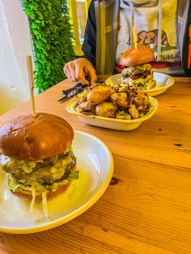 Comentarii opinii despre Yay! Burger