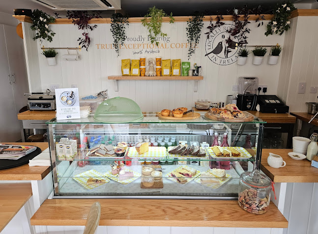 Comentarii opinii despre Charlie's Boutique Cafe