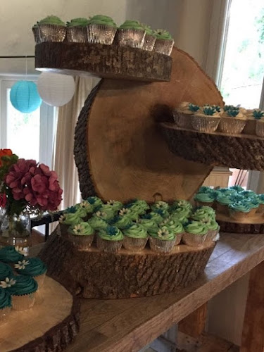 The Danes Bakery and Wedding Gallery - Hospitality and gastronomy