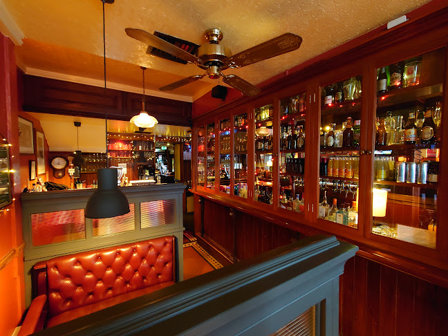 Comentarii opinii despre Daniel W. Bollard, Wine & Spirit Merchant