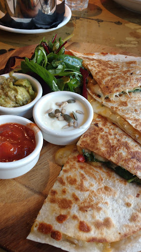 Opinii despre Lemon Leaf Cafe Bar & Townhouse în Kinsale - Hospitality and gastronomy