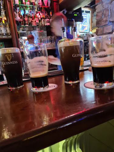 P Clarke's Bar - Hospitality and gastronomy