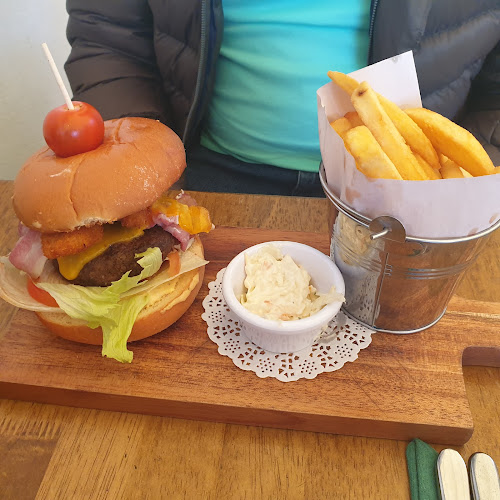 Abbey St, Fermoy, Co. Cork, P61 CY27