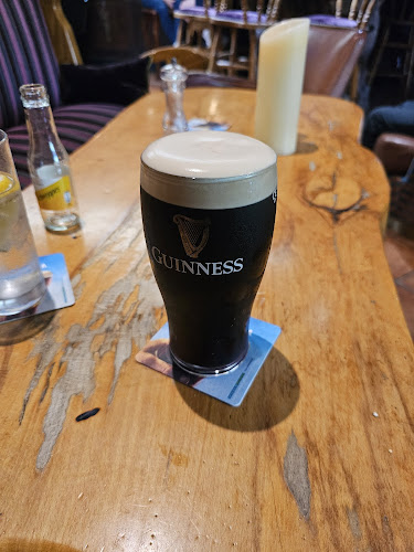 Opinii despre The Thatch Pub în Killenard - Hospitality and gastronomy