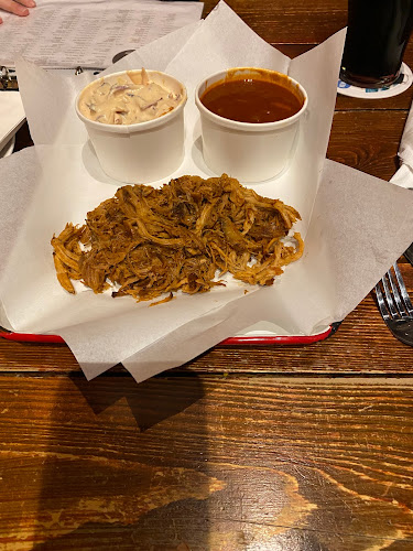 Comentarii opinii despre White Rabbit BBQ