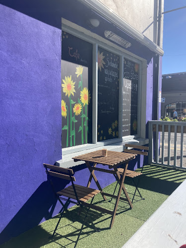 Going Green Cafe & Refill Store - Killarney