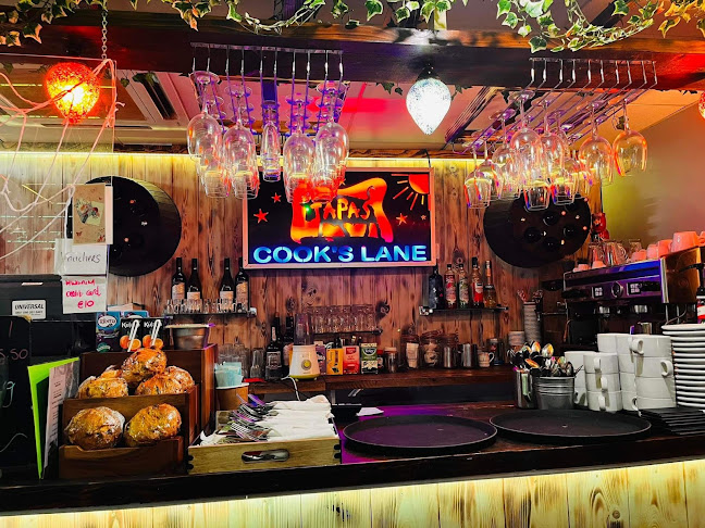 Cooks Lane Cafe & Deli - Hospitality and gastronomy