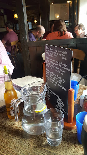 Opinii despre Goosers Bar & Eating House în Ballina - Hospitality and gastronomy