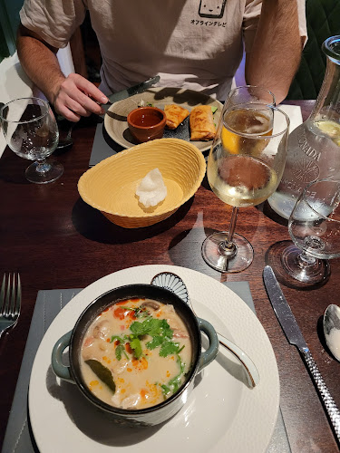 Comentarii opinii despre Lily House Thai & Chinese Restaurant