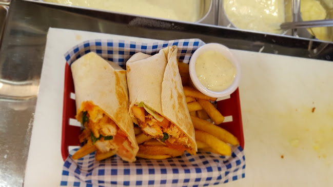 Eddie Rocket's - Hospitality and gastronomy