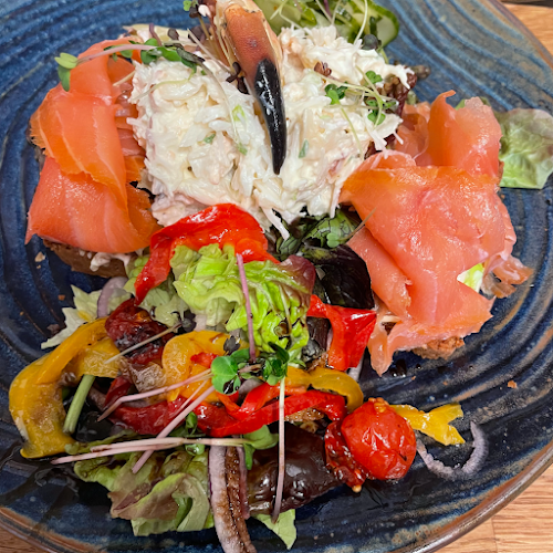 Comentarii opinii despre The Local