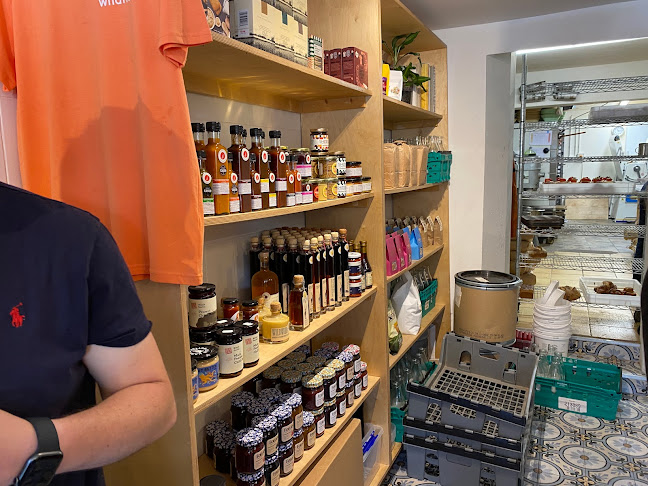 Comentarii opinii despre Wildflour cork