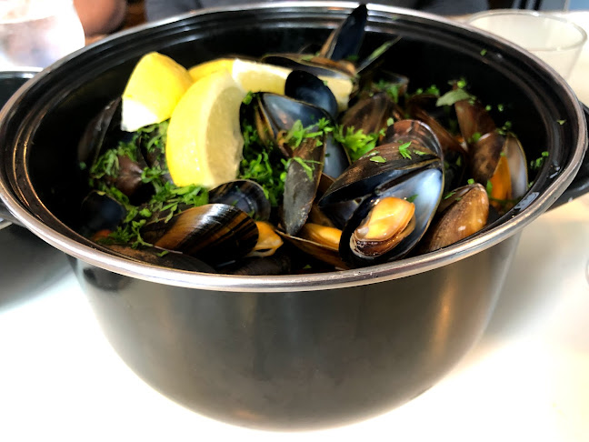 1 Bridge St, Cahernamart, Westport, Co. Mayo