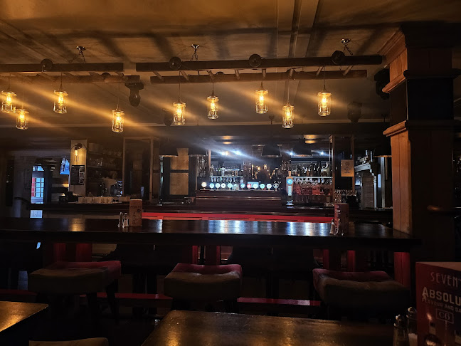 Seven Bridgestreet - Hospitality and gastronomy