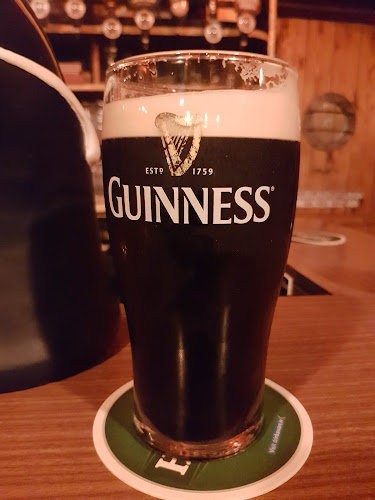 Comentarii opinii despre Harrys Bar