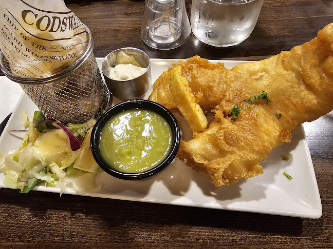 The Amethyst Bar - Keel