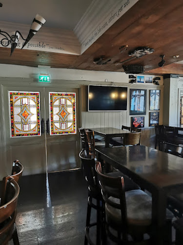 The Old Lodge Gastro Pub - Shannon