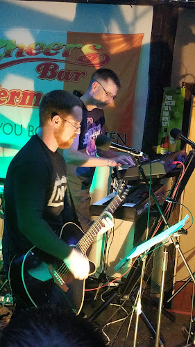 Comentarii opinii despre Cheers Bar