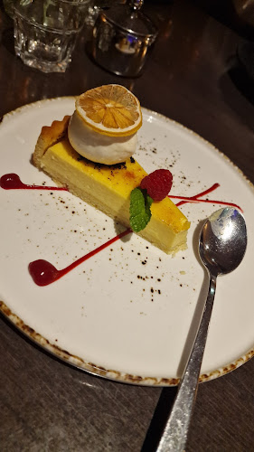 Blackcastle Shopping Centre, Church View, 18-20, Blackcastle, Navan, Co. Meath, C15 YRT9