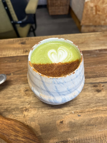 Buoys & Gulls - Hospitality and gastronomy