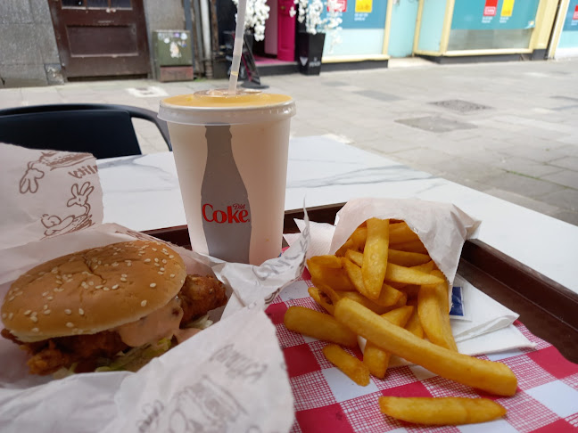 Comentarii opinii despre John Graces Fried Chicken