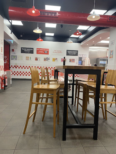 Comentarii opinii despre Five Guys Swords Pavilions