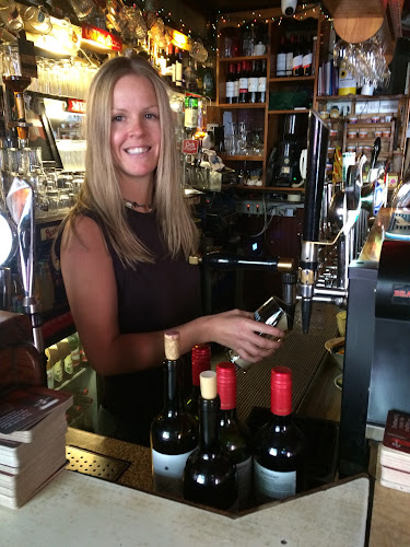 Tom Barry's - Hospitality and gastronomy