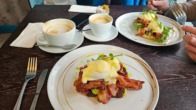 Comentarii opinii despre Wild Café