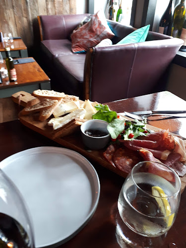 Opinii despre Red Island Wine în Skerries - Hospitality and gastronomy