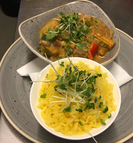 Comentarii opinii despre Mai's Café