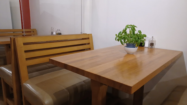 16, 18 Eglinton St, Galway, H91 YX62