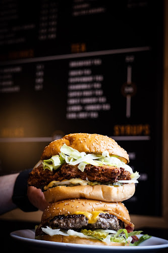 Comentarii opinii despre Niche Cafe