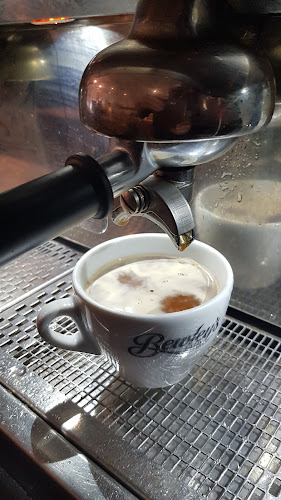 Comentarii opinii despre The Red Kettle