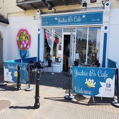 Jackie B's Cafe - Hospitality and gastronomy