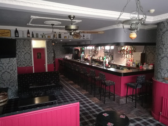 Opinii despre Mulveys Arch Bar în Carrick-On-Shannon - Hospitality and gastronomy