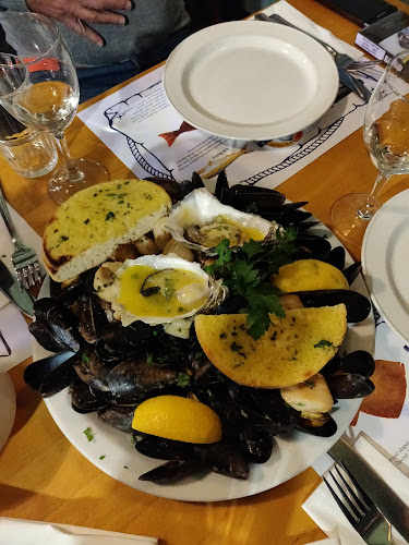 Opinii despre The Quays Bar and Restaurant în Galway - Hospitality and gastronomy