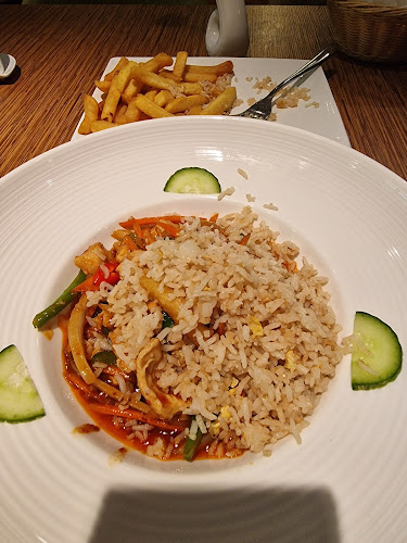 Comentarii opinii despre Shangri La