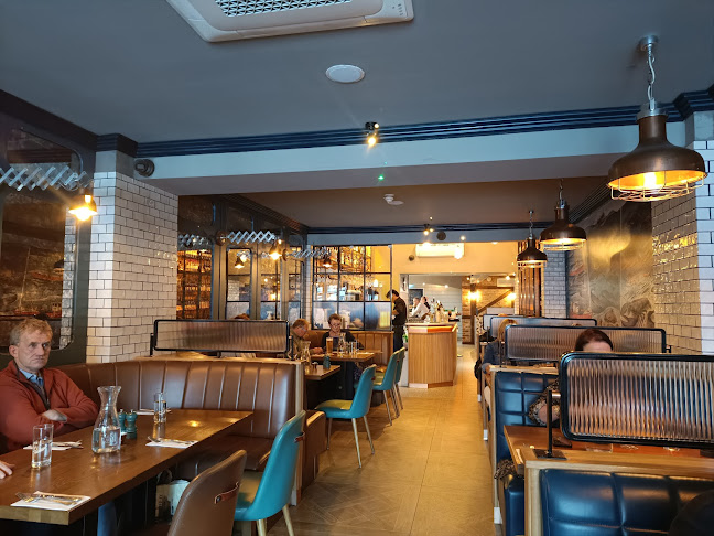 Quinlans Seafood Bar Cork - Hospitality and gastronomy