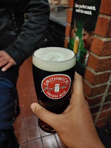 Comentarii opinii despre Charlie St. George