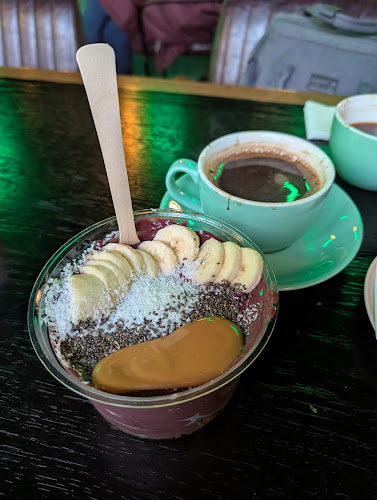 Catalyst Coffee - Beach