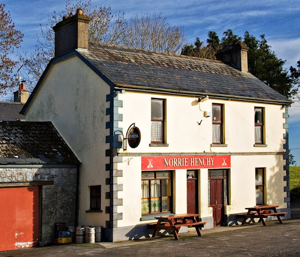 Norrie Henchy's Bar