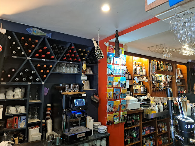 Comentarii opinii despre Joe Watty's Pub & Seafood Bar